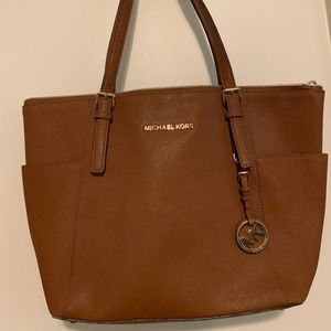 Tan Michael Kors jet set tote